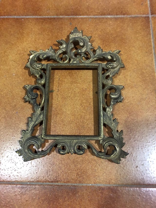 Marco de bronze