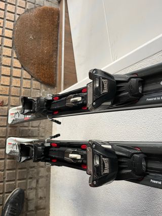 Se venden esquis Volki ac 30