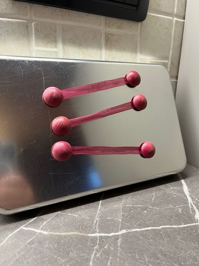 Fermatende magnetici (3)