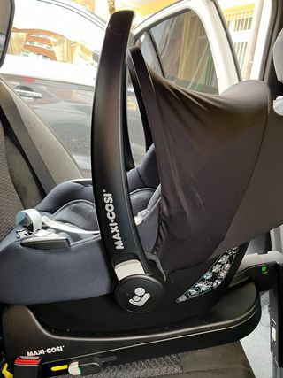 CabrioFix i-Size Base Maxi Cosi