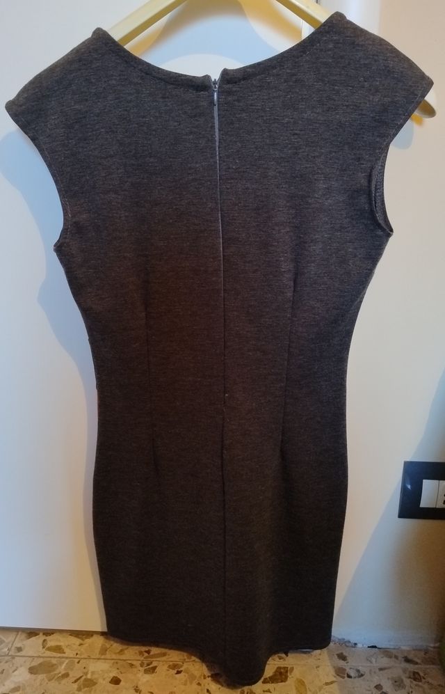 Tubino grigio e arancione