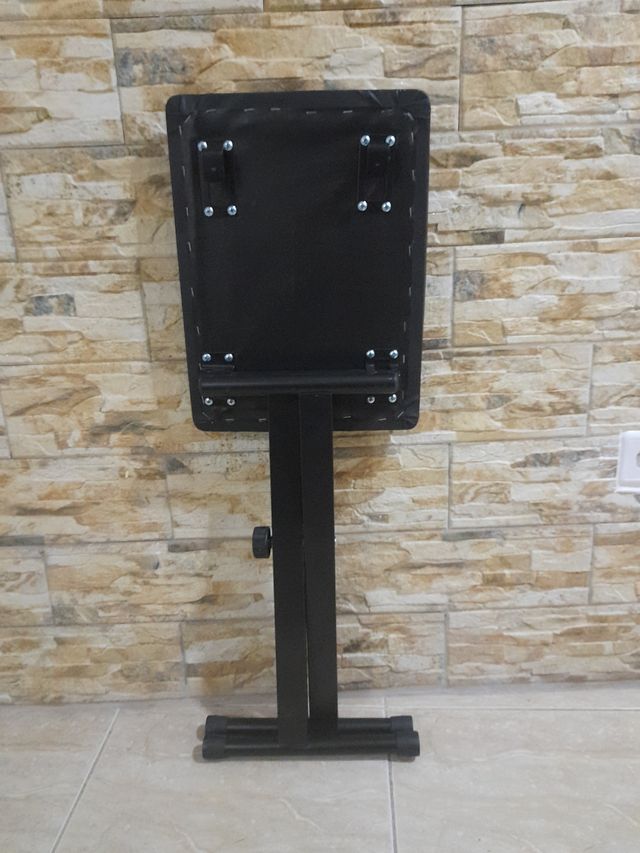 Taburete pleglable poli piel