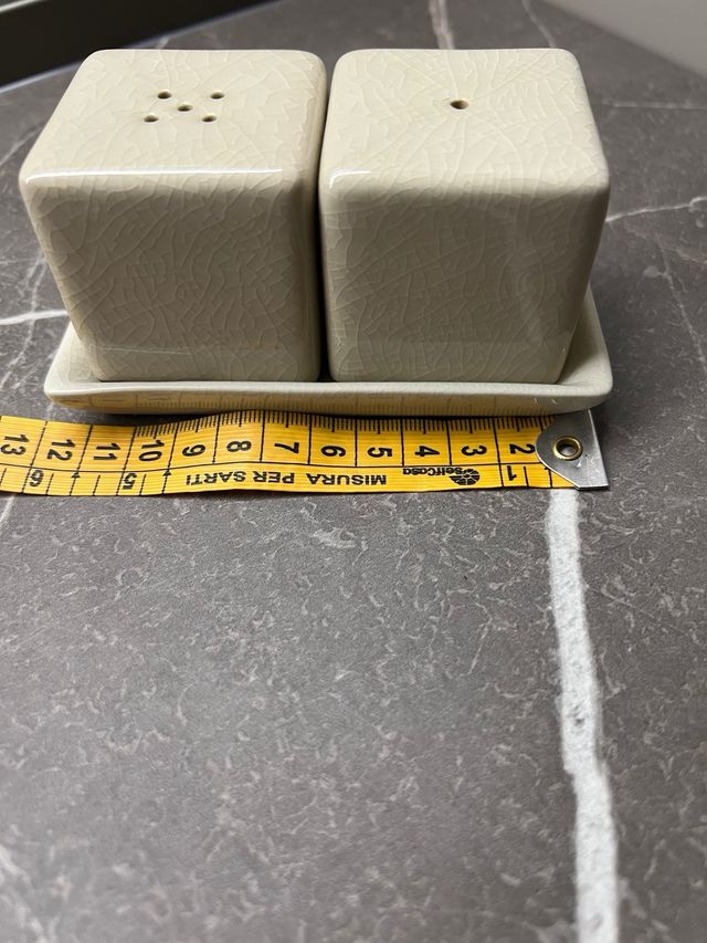 Saliera e pepiera in ceramica crackle