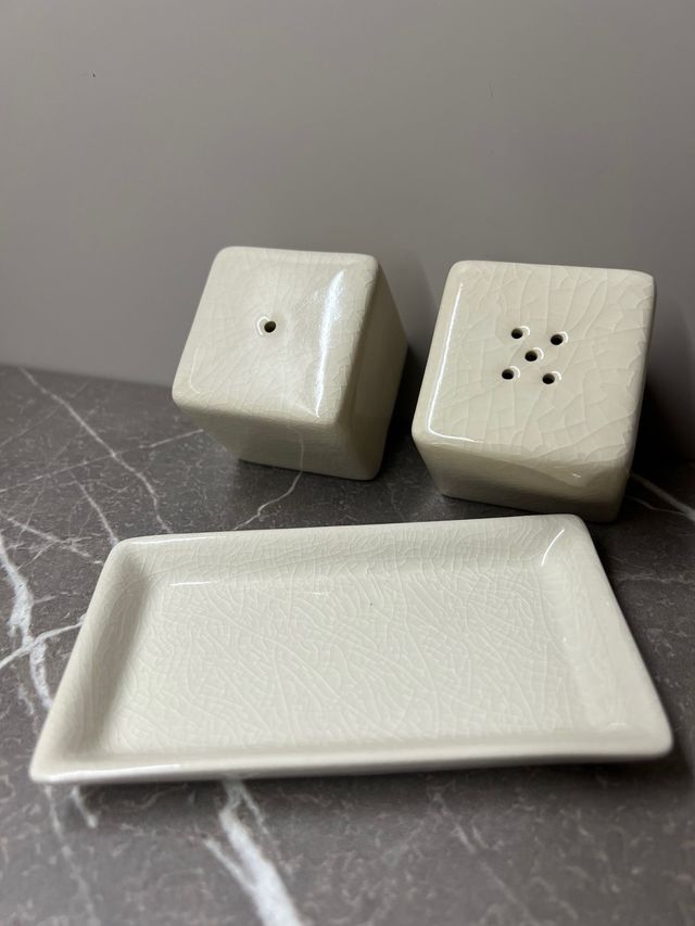 Saliera e pepiera in ceramica crackle