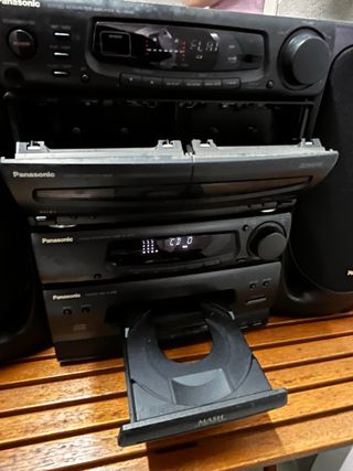 Equipo de musica AIWA, doble platina, CD