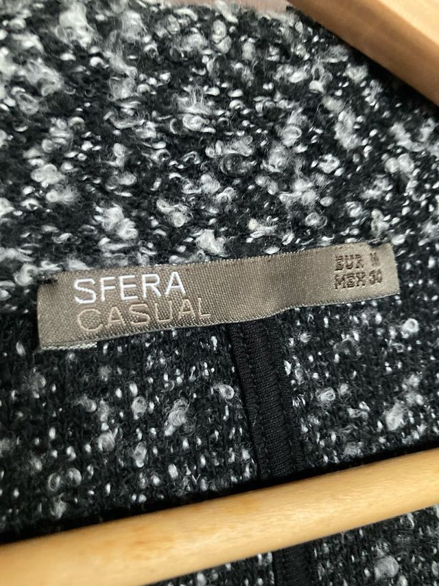 Chaqueta de punto jaspeada, Sfera