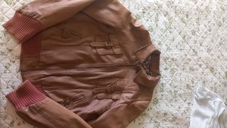 Chaqueta de piel autentica de ovino 