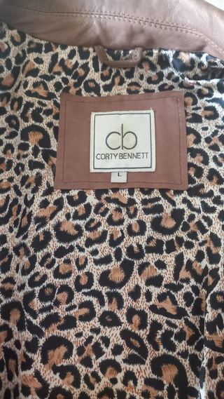 Chaqueta de piel autentica de ovino 