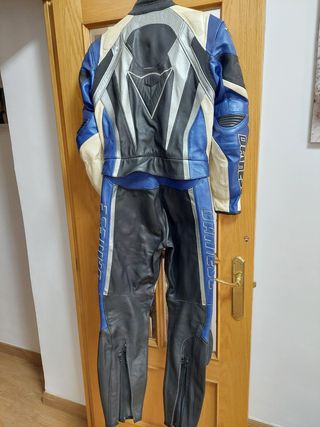 Mono Dainese moto 2 piezas mujer