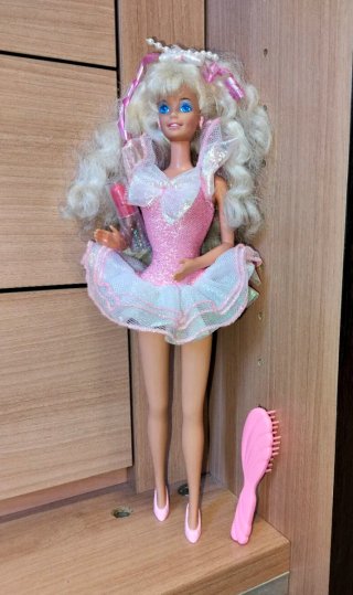 Barbie pretty Surprise 1991