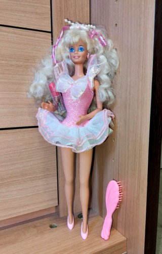 Barbie pretty Surprise 1991