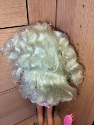Barbie pretty Surprise 1991