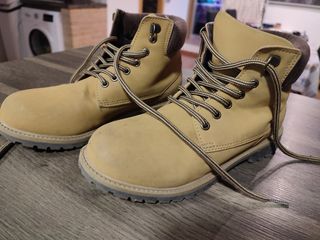 Botas tipo Panama talla 35 marrones