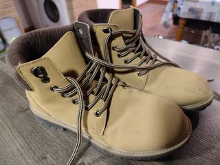 Botas tipo Panama talla 35 marrones