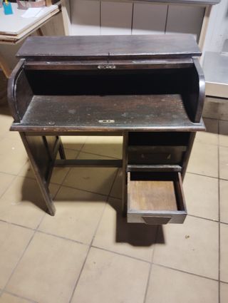 Escritorio antiguo