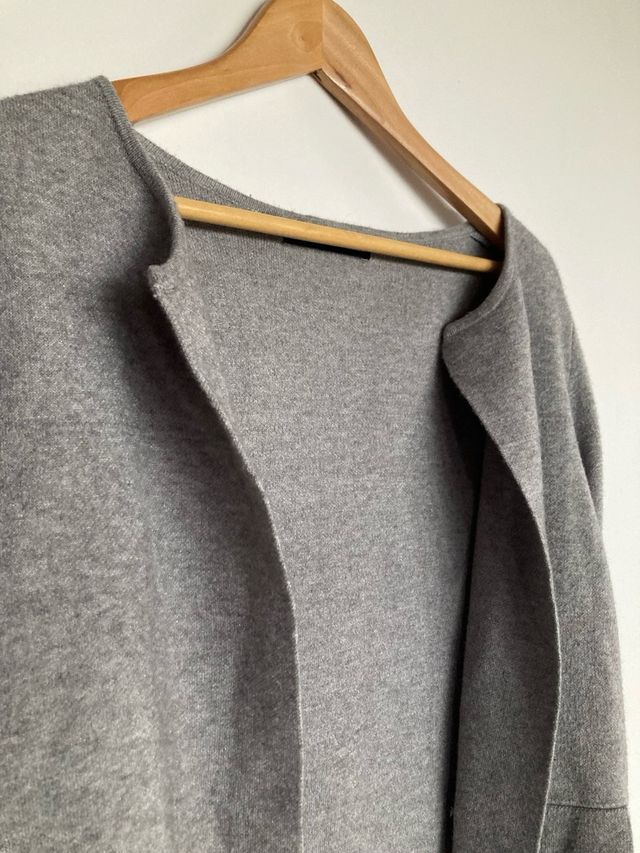 Jersey gris abierto, Sfera