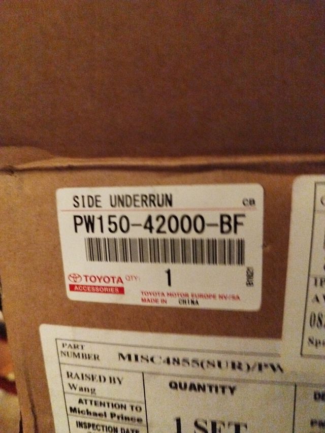 Embellecedor lateral Toyota rav 4