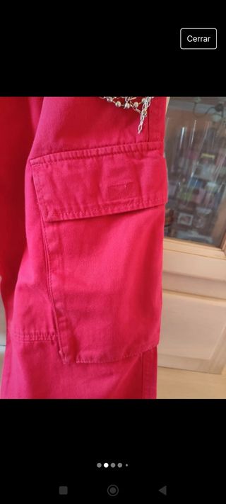 Pantalón cargo Bershka.Talla 36