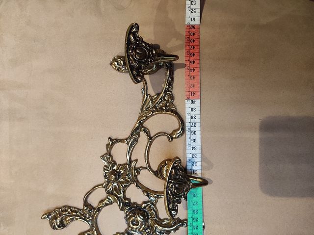 Perchero de pared de bronce