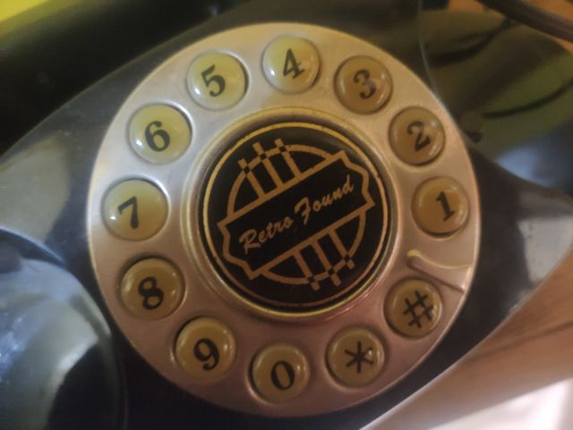 Teléfono Antiguo