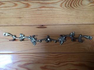 Colgador bronce antiguo para llaves