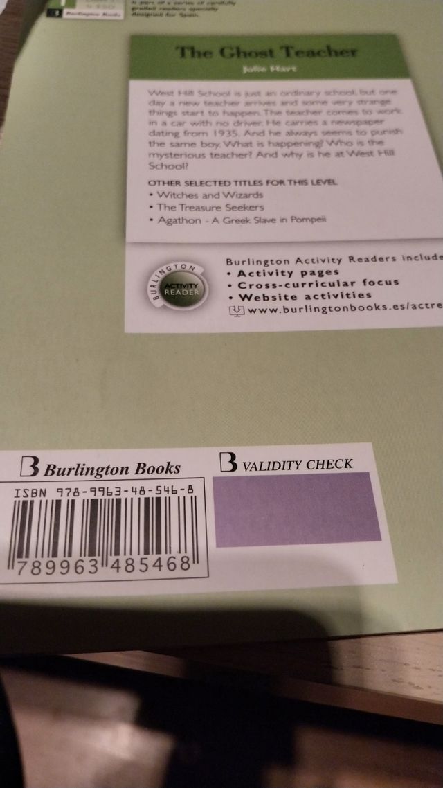 Libro lectura Inglés. The House of Arden. The Ghos