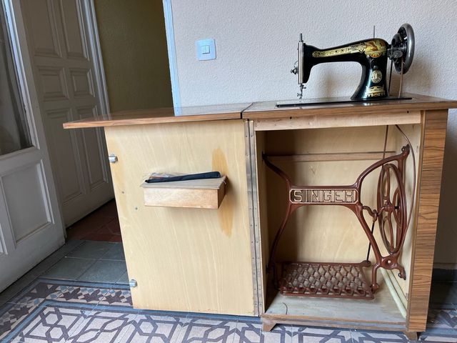 MAQUINA DE COSER SINGER ANTIGUA