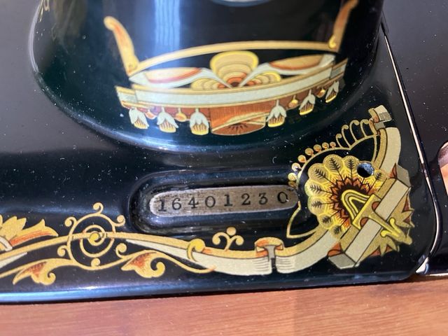 MAQUINA DE COSER SINGER ANTIGUA