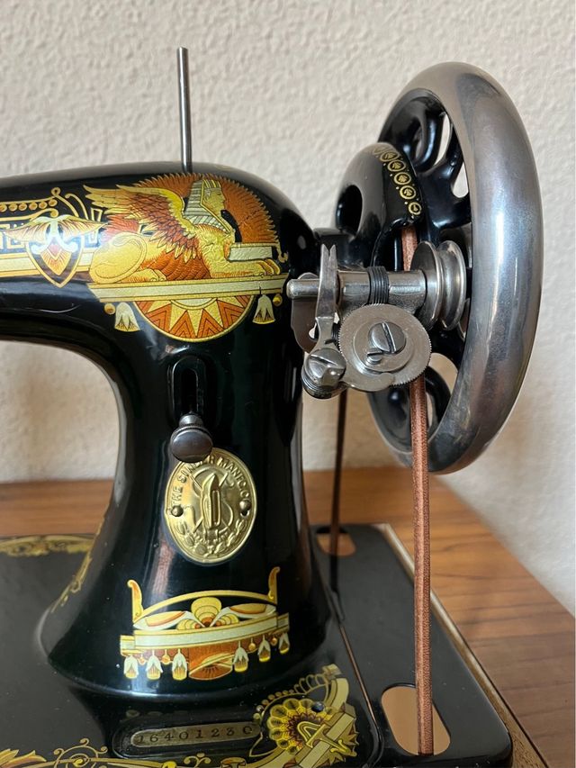 MAQUINA DE COSER SINGER ANTIGUA