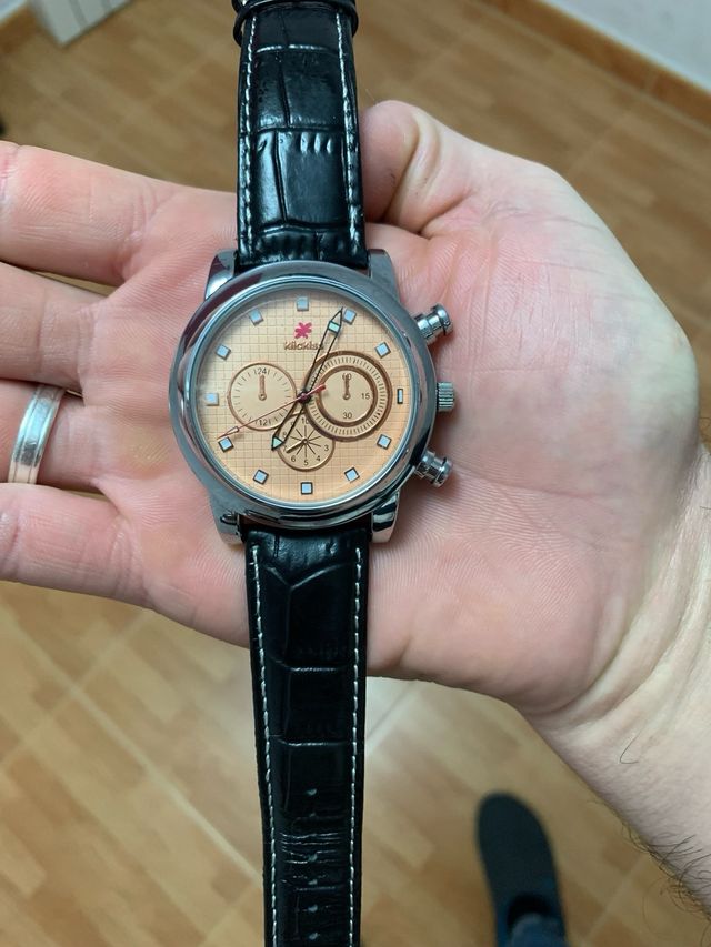 Reloj klickiss