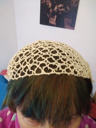 Casquete en guipur hecho a mano