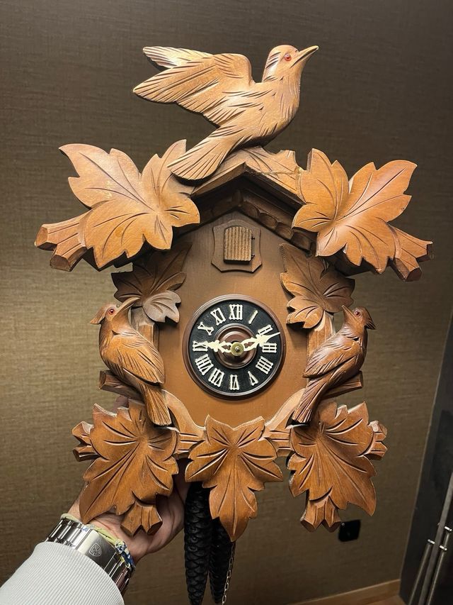 RELOJ DE CUCO DE MADERA ANTIGUO
