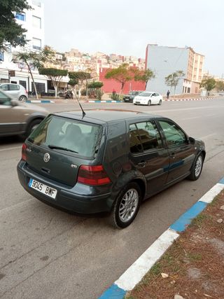 Volkswagen Golf 2002