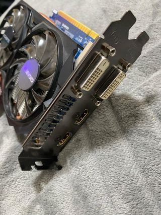 Tarjeta Gráfica GIGABYTE GTX 750 TI