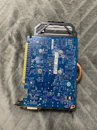 Tarjeta Gráfica GIGABYTE GTX 750 TI