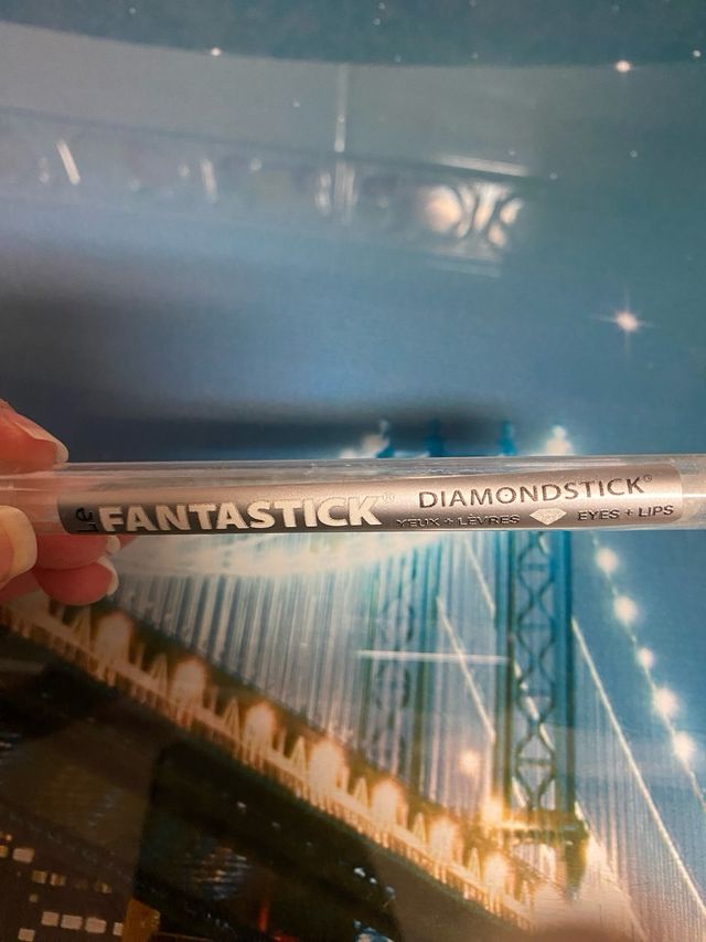 FANTASTICK LIPS AND EYES