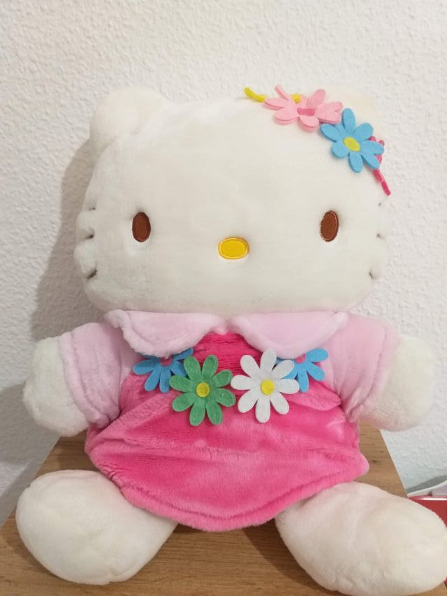 peluche Hello Kitty rosa