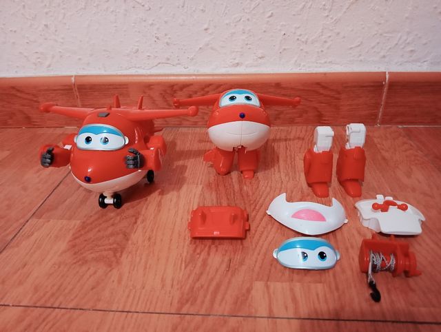 Lote super wings jett transformer