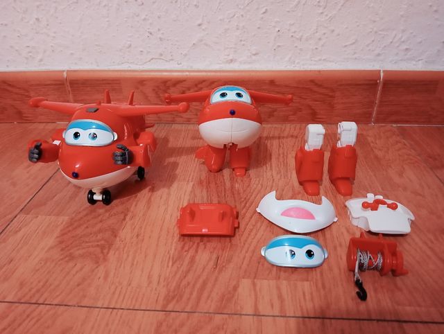 Lote super wings jett transformer