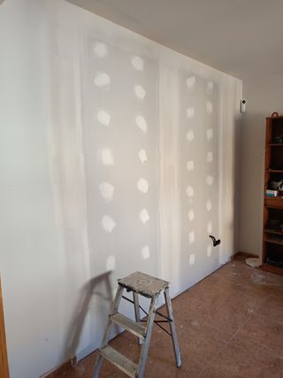 Equipo de trabajo de Pladur y pintura..