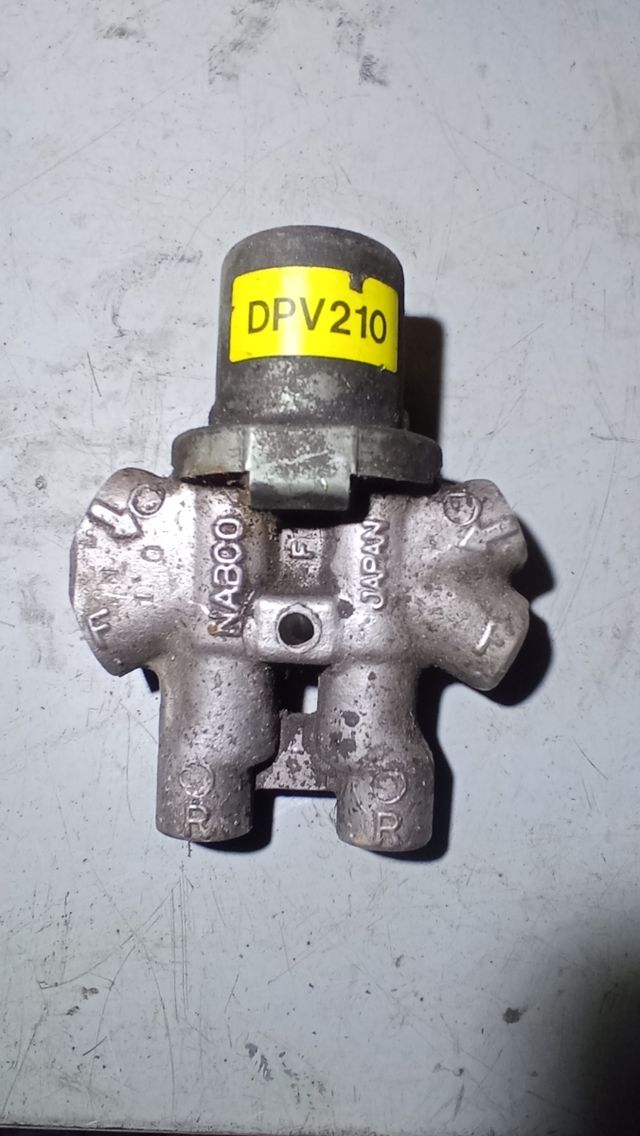 Distribuidor frenada Suzuki Swift 1.3 1992