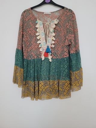 Blusa de puntilla