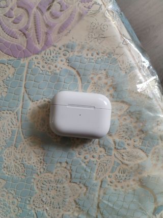 CARGADOR AIRPODS Apple