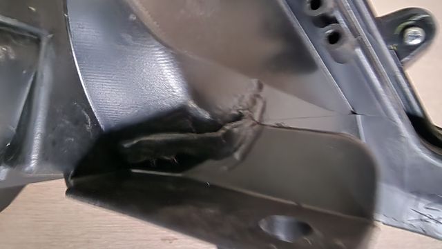 Faro MITSUBISHI SPACE STAR