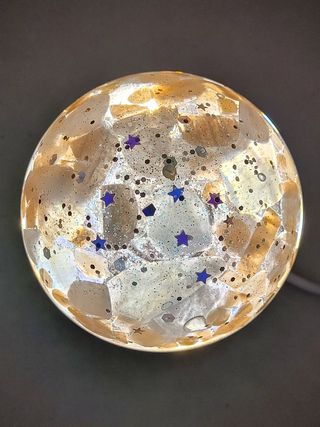 Lampada con pietre naturali