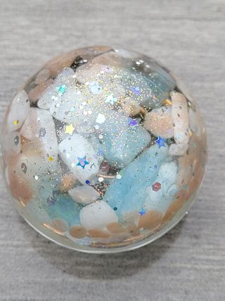 Lampada con pietre naturali