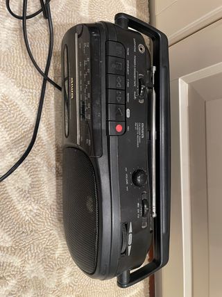 Radio casete Aiwa  3 cintas de 90 SONY