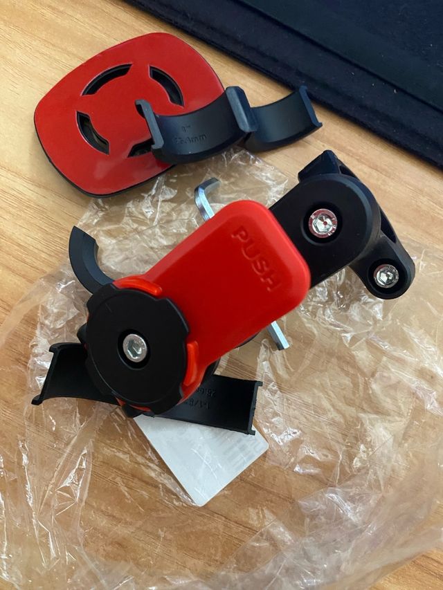 Suporte quadlock Moto Telemovel