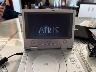 Dvd portatil retro