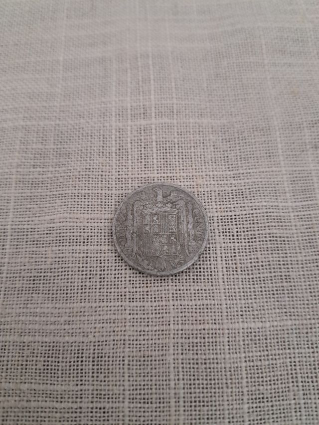 Moneda de 10 centimos de 1945